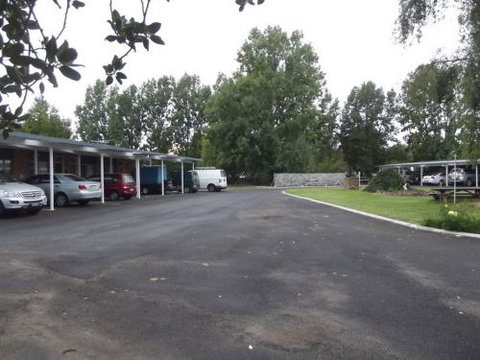Guyra Motor INN - Coogee Beach Accommodation 3