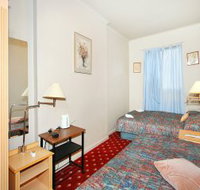 AUSSIE LODGE  - Coogee Beach Accommodation