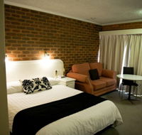 Cousins Motor Inn - Coogee Beach Accommodation