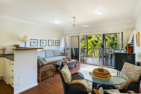 The York Beachfront Holiday Apartments - Coogee Beach Accommodation 6