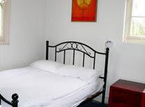 Carnarvon Lodge - Coogee Beach Accommodation 2