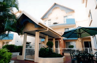 Costa Dora Holiday Apartments - Coogee Beach Accommodation 2