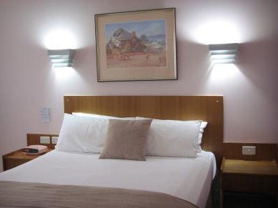 Tamwell Motel - Coogee Beach Accommodation 0