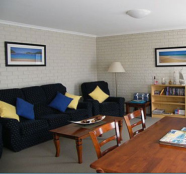 Capri Apartments - Coogee Beach Accommodation 3