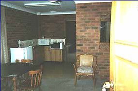 Tabourie Lake Motor Inn Resort - Coogee Beach Accommodation 1