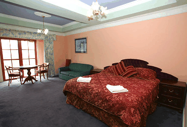 Hatchers Manor - Coogee Beach Accommodation