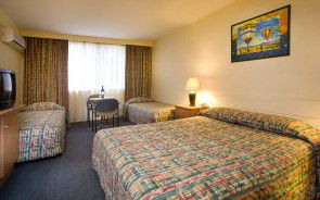 Sandors On The Park - Coogee Beach Accommodation 1