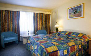 Sandors On The Park - Coogee Beach Accommodation 2