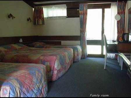 Blackheath Motor Inn - Coogee Beach Accommodation 1