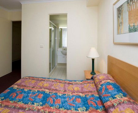 Kingston Terrace Serviced Apartments - Coogee Beach Accommodation 3