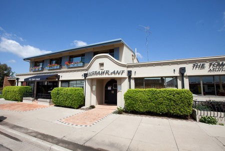 The Town House Motor Inn - Sundowner Goondiwindi - Coogee Beach Accommodation 0