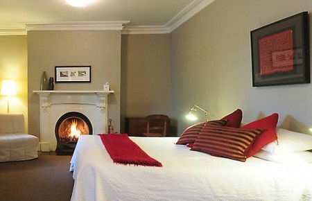 Athelstane House - Coogee Beach Accommodation 0