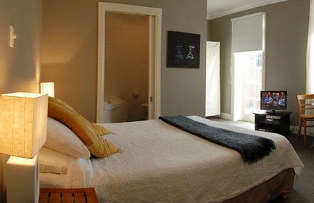 Athelstane House - Coogee Beach Accommodation 1