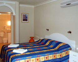 Villa Capri Rockhampton - Coogee Beach Accommodation 2