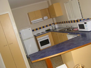 Nautilus Holiday Apartments - Coogee Beach Accommodation 4