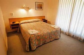 Birralee Holiday Villas - Coogee Beach Accommodation 0