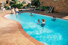 Birralee Holiday Villas - Coogee Beach Accommodation 2