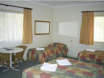 Bucketts Way Motel - Coogee Beach Accommodation 0