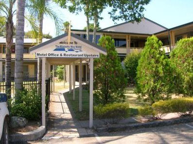 Bucketts Way Motel - Coogee Beach Accommodation 4