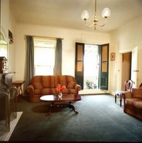 Magnolia Court Boutique Hotel - Coogee Beach Accommodation 1