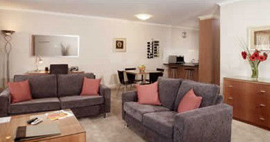 Ringwood Royale Apartment Hotel - Coogee Beach Accommodation 0