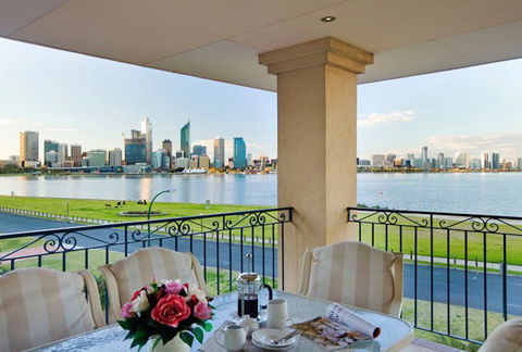 The Peninsula - Coogee Beach Accommodation 1