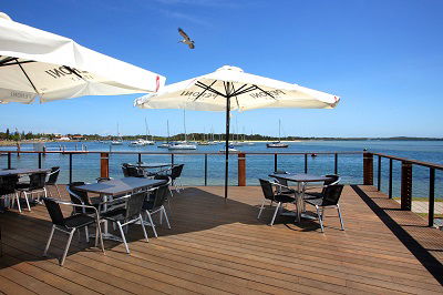 Waters Edge Country Comfort - Coogee Beach Accommodation 1