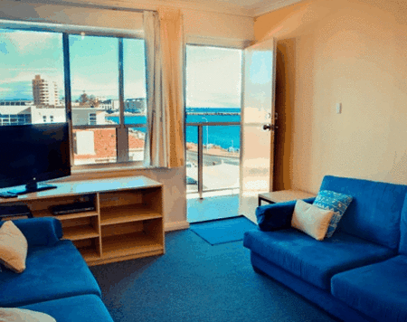 Baybeachfront Apartments - Coogee Beach Accommodation 4