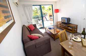 Karana Palms Resort - Coogee Beach Accommodation 5