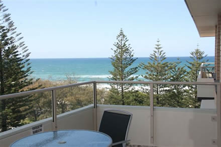 Wyuna Beachfront Apartments - Coogee Beach Accommodation 6