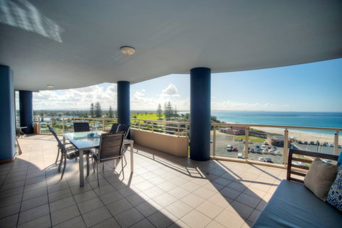 Beaches International - Coogee Beach Accommodation 2