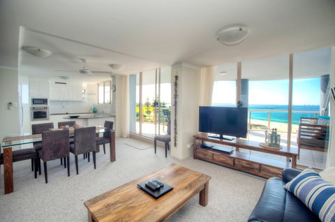 Beaches International - Coogee Beach Accommodation 4