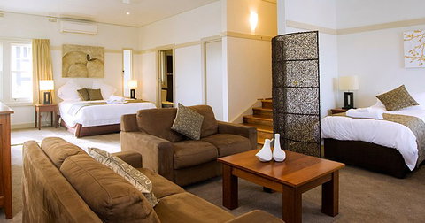 The Portsea Hotel - Coogee Beach Accommodation 1