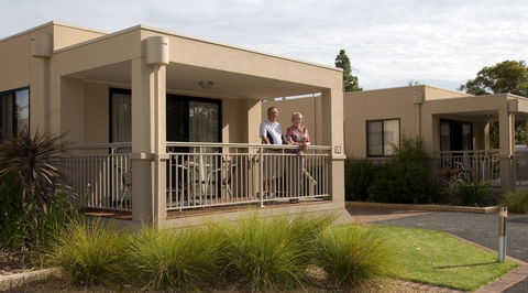 Berri Riverside Caravan Park - Coogee Beach Accommodation 0