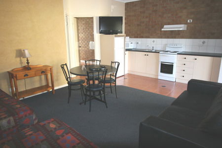 Bridges On Meninya Motel & Apartments - Coogee Beach Accommodation 4