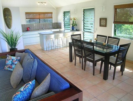 The Retreat Beach Houses - Coogee Beach Accommodation 3