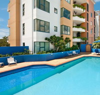 Santorini on Mudjimba - Coogee Beach Accommodation