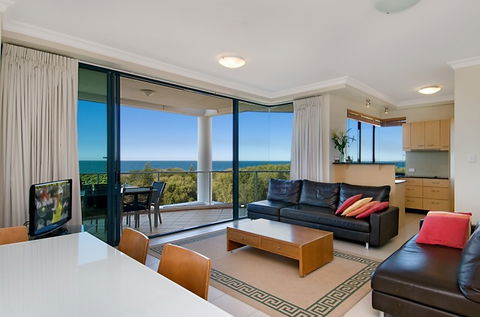 Santorini On Mudjimba - Coogee Beach Accommodation 3