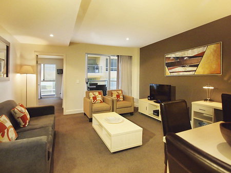 Oaks Plaza Pier - Coogee Beach Accommodation 2