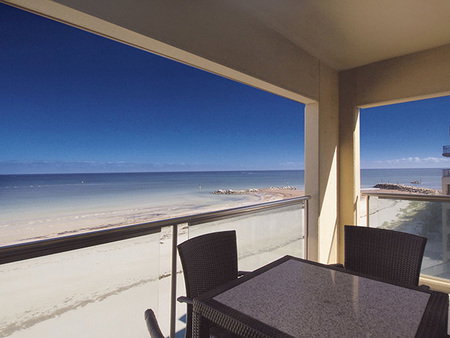 Oaks Plaza Pier - Coogee Beach Accommodation 4