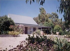 Brackley Cottage - Coogee Beach Accommodation 0