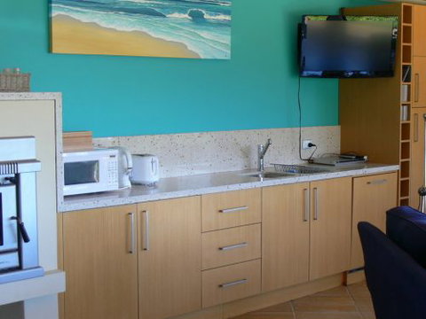 The Outlook Cabana - Coogee Beach Accommodation 5