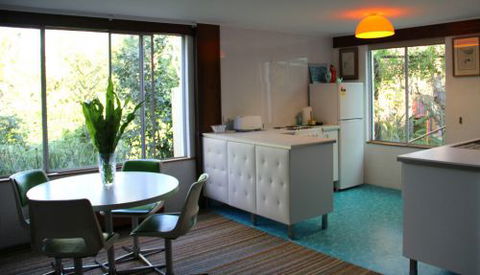 Short Stay Network - Coogee Beach Accommodation 3
