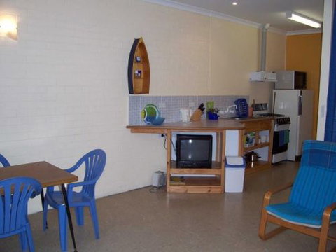 Windsurfer Beach Chalets - Coogee Beach Accommodation 1