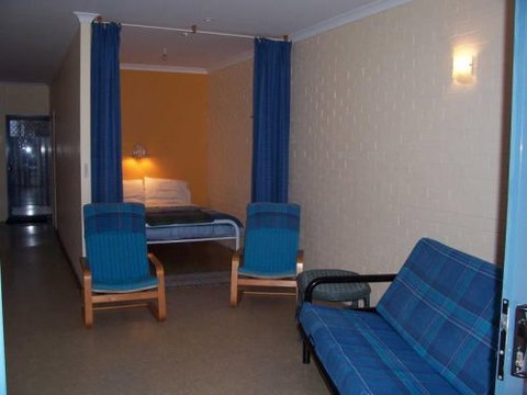 Windsurfer Beach Chalets - Coogee Beach Accommodation 2