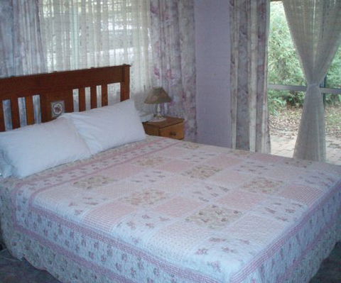 Eighteen Mile Cottage And Homestead - Coogee Beach Accommodation 7