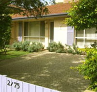 Lavender Cottage Beach House - The Beach House Built For Two - Coogee Beach Accommodation