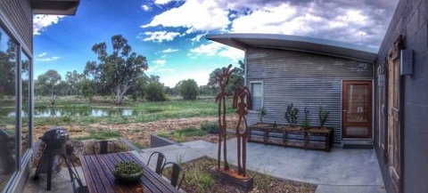 Girragirra Retreat - Coogee Beach Accommodation 5