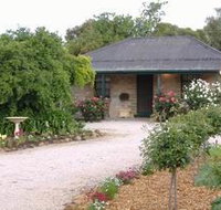 Annabelle's Cottage - Coogee Beach Accommodation