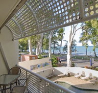 On Palm Cove Beachfront Apartments - Coogee Beach Accommodation